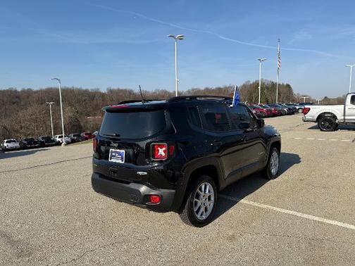 2019 Jeep Renegade LATITUDE