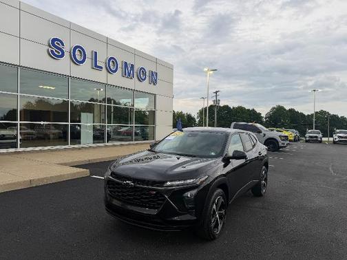 Mosaic Black Metallic 2024 Chevrolet Trax 1RS