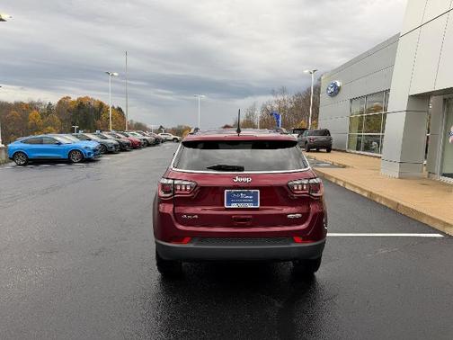 2022 Jeep Compass LATITUDE