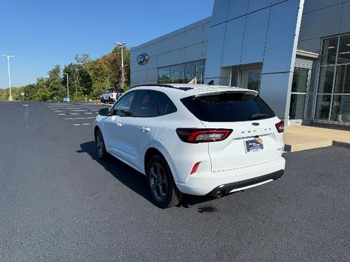 OXFORD WHITE 2023 Ford Escape ST-LINE