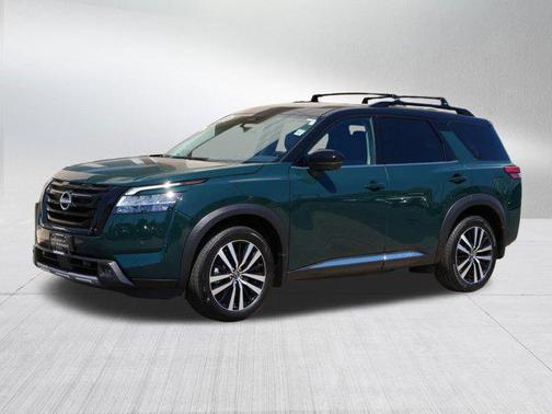 2024 Nissan Pathfinder Platinum 4WD
