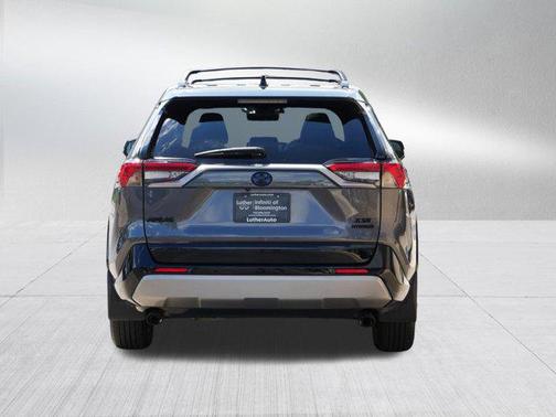 2023 Toyota RAV4 Hybrid SE