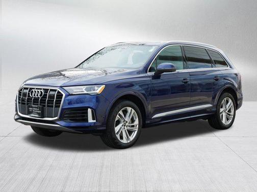 2022 Audi Q7 55 Premium Plus