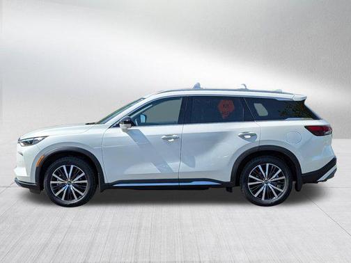Majestic White 2025 INFINITI QX60 SENSORY