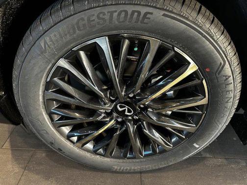 2025 INFINITI QX80 AUTOGRAPH AWD
