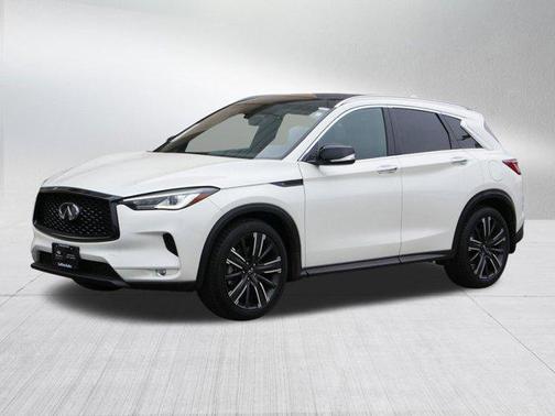 2022 INFINITI QX50 LUXE AWD