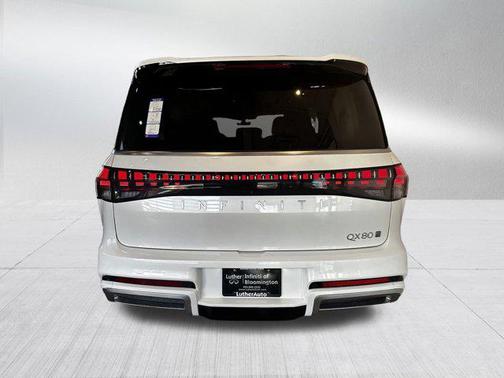 2026 INFINITI QX80 AUTOGRAPH AWD