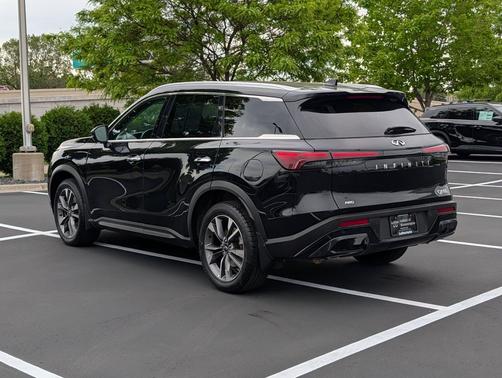 Mineral Black 2025 INFINITI QX60 Luxe
