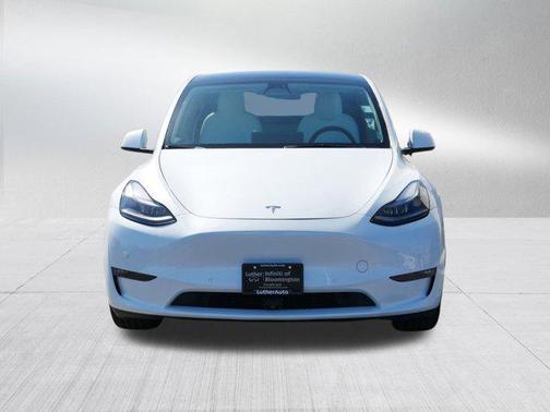 2022 Tesla Model Y Performance Dual Motor All-Wheel Drive