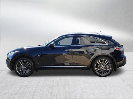 2017 INFINITI QX70 Base
