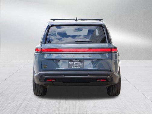 2025 Rivian R1S Ascend Tri Motor Max Pack