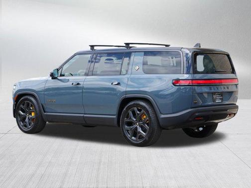 2025 Rivian R1S Ascend Tri Motor Max Pack