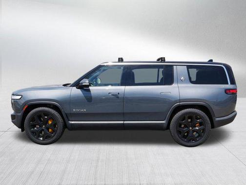 2022 Rivian R1S Launch Edition
