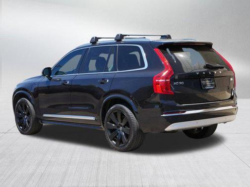 2022 Volvo XC90 Recharge Plug-In Hybrid T8 Inscription 6 Passenger