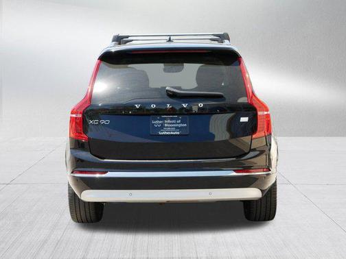 2022 Volvo XC90 Recharge Plug-In Hybrid T8 Inscription 6 Passenger
