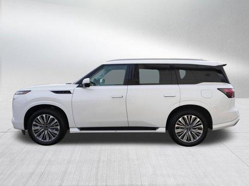2025 INFINITI QX80 SENSORY AWD