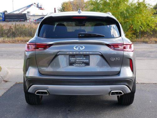 2023 INFINITI QX50 LUXE AWD