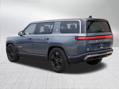 2023 Rivian R1S Adventure