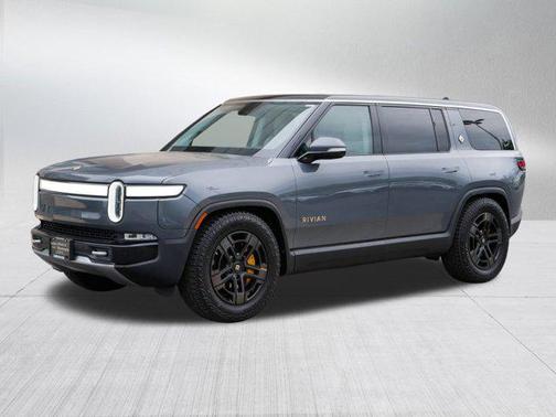 2023 Rivian R1S Adventure