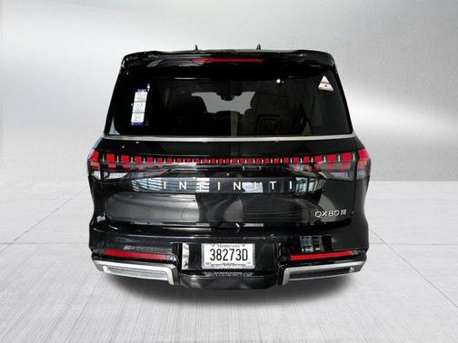 2025 INFINITI QX80 SENSORY AWD