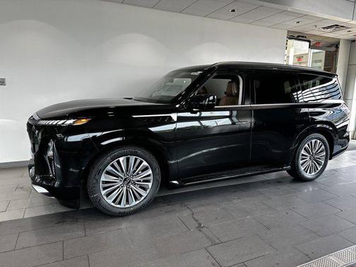 2025 INFINITI QX80 SENSORY AWD