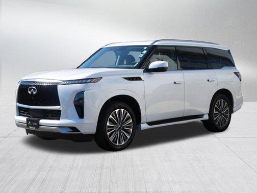 Radiant White 2025 INFINITI QX80 Luxe