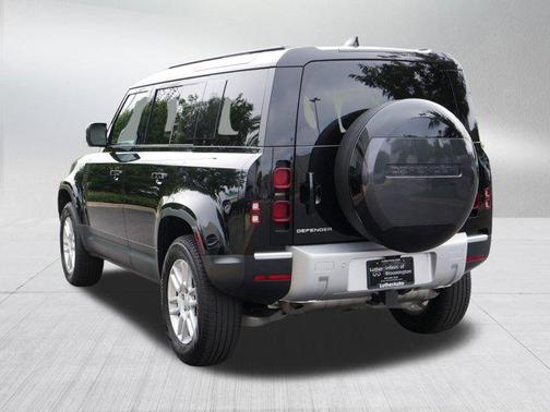 2025 Land Rover Defender 110 P300
