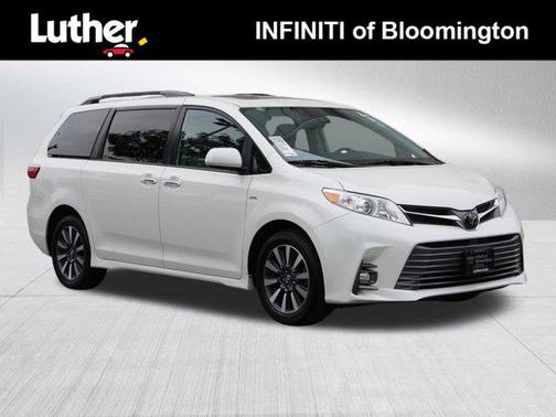 2020 Toyota Sienna XLE Premium