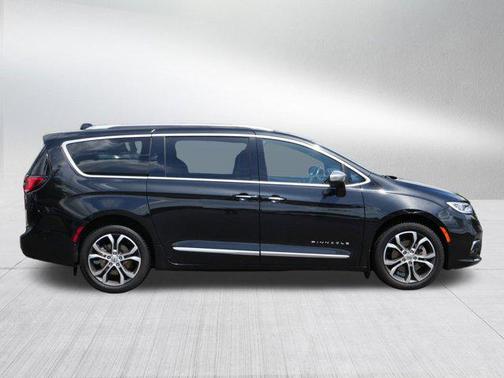 2021 Chrysler Pacifica L