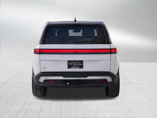 2023 Rivian R1S Adventure