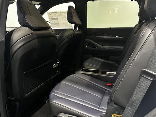 2026 INFINITI QX60 Base