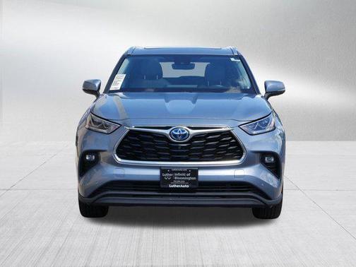 2022 Toyota Highlander Hybrid Limited