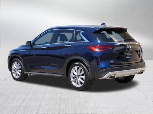 2022 INFINITI QX50 ESSENTIAL AWD