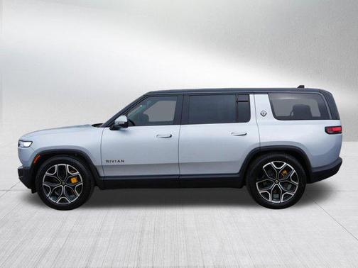 2025 Rivian R1S Ascend Tri Motor Max Pack