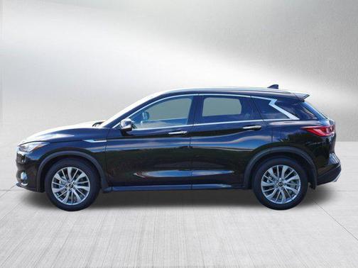 2023 INFINITI QX50 LUXE AWD