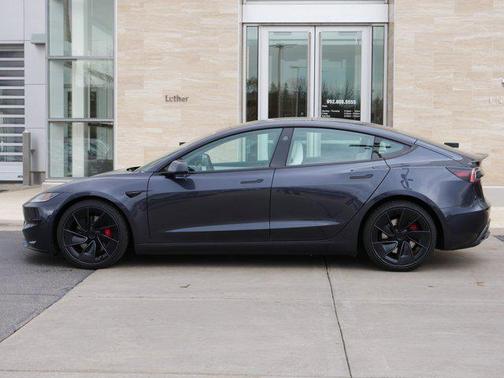 2024 Tesla Model 3 Performance