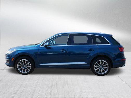 Blue 2018 Audi Q7 3.0T Prestige