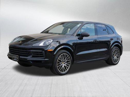 2023 Porsche Cayenne Platinum Edition