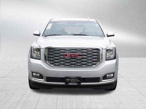 Quicksilver Metallic 2018 GMC Yukon Denali