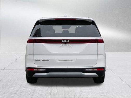 2022 Kia Carnival EX