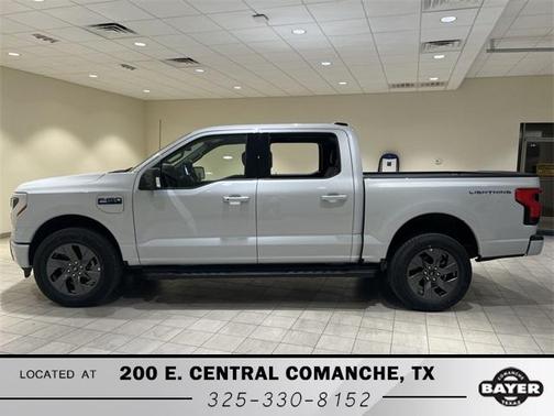 2025 Ford F-150 Lightning Flash