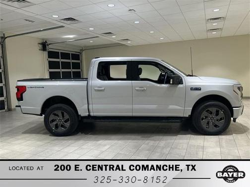 2025 Ford F-150 Lightning Flash