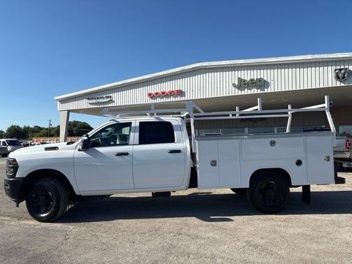 Bright White Clearcoat 2026 RAM 3500 Tradesman