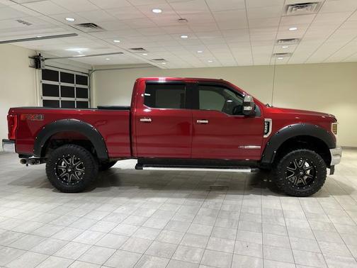 Ruby Red Metallic Tinted Clearcoat 2019 Ford F-250 XLT