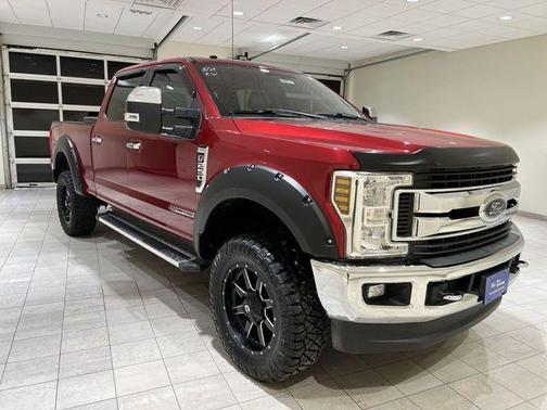 Ruby Red Metallic Tinted Clearcoat 2019 Ford F-250 XLT
