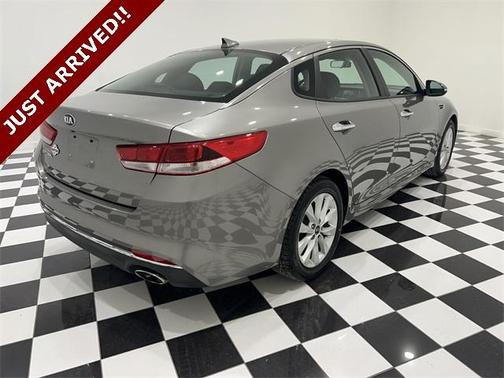 2018 Kia Optima LX