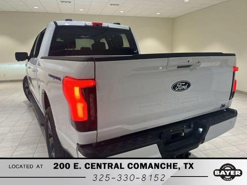 2025 Ford F-150 Lightning Flash