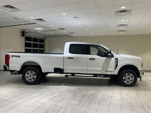 2026 Ford F-350 XLT