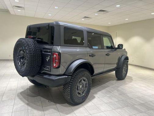 Carbonized Gray Metallic 2025 Ford Bronco Badlands