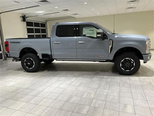 2025 Ford F-350 Platinum